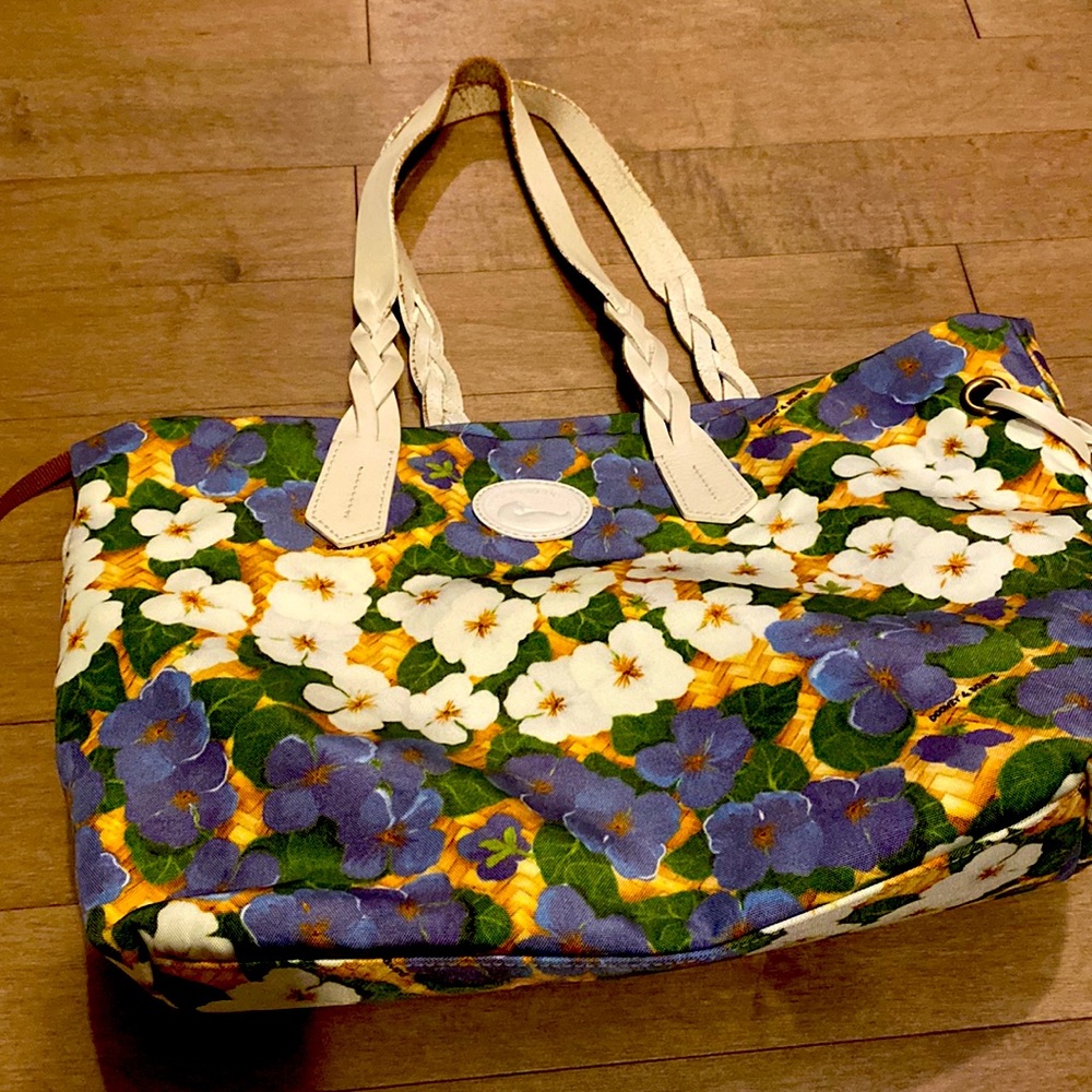 Dooney & Bourke handbag